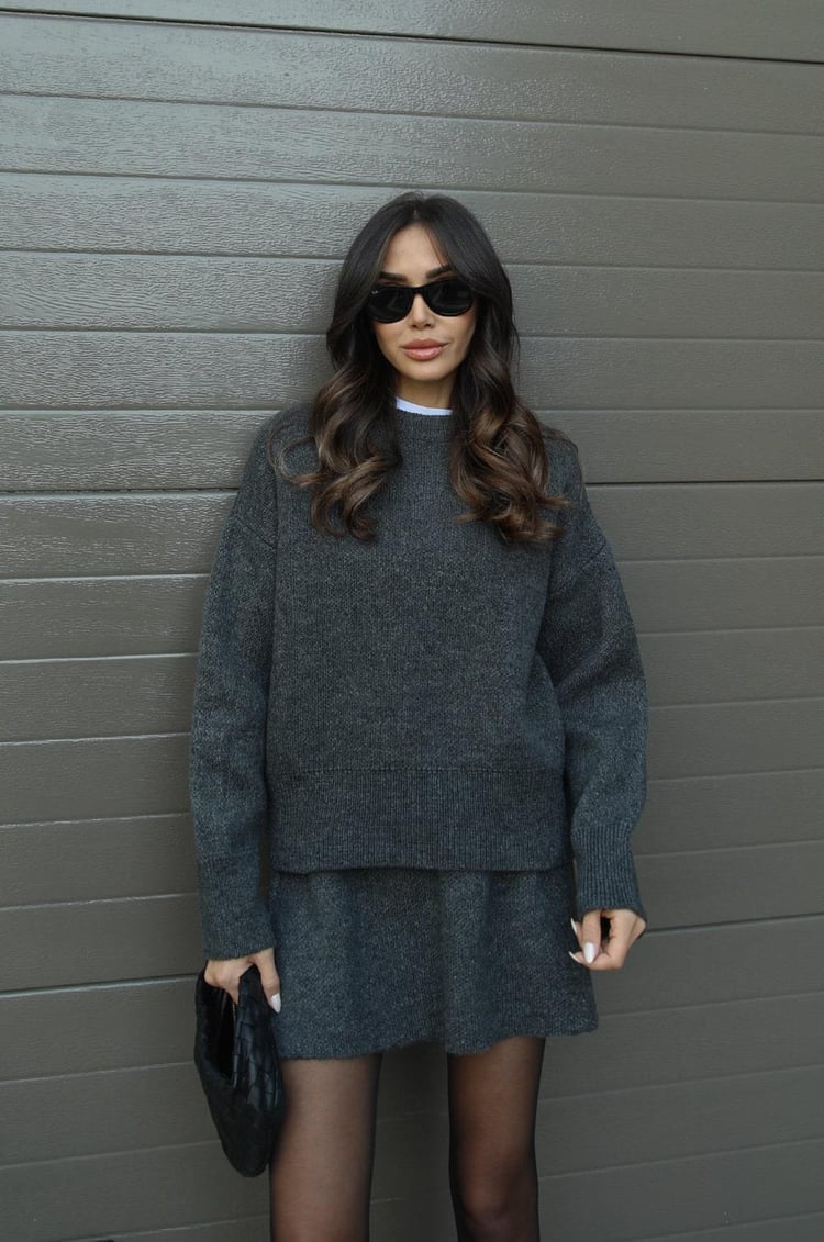 Chic Merlot Ensemble